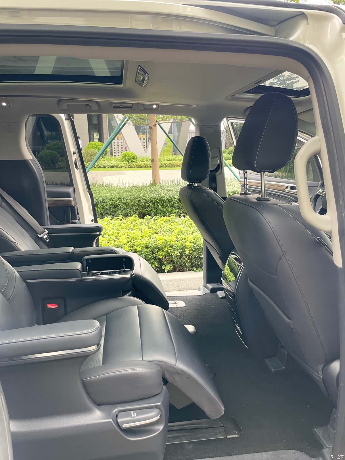 Trumpchi M8, 2021 25