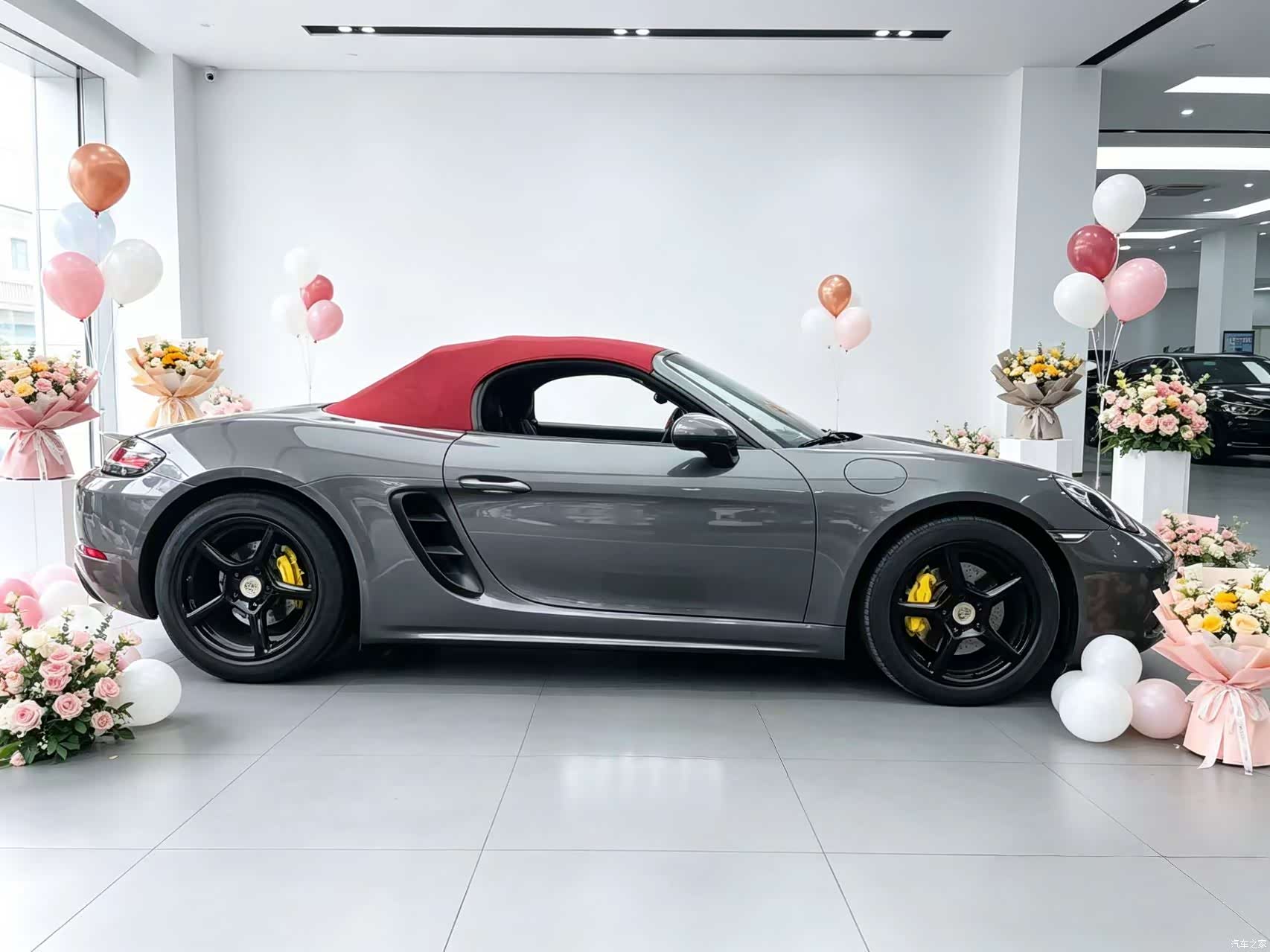 Porsche Boxster, 2019 все фото