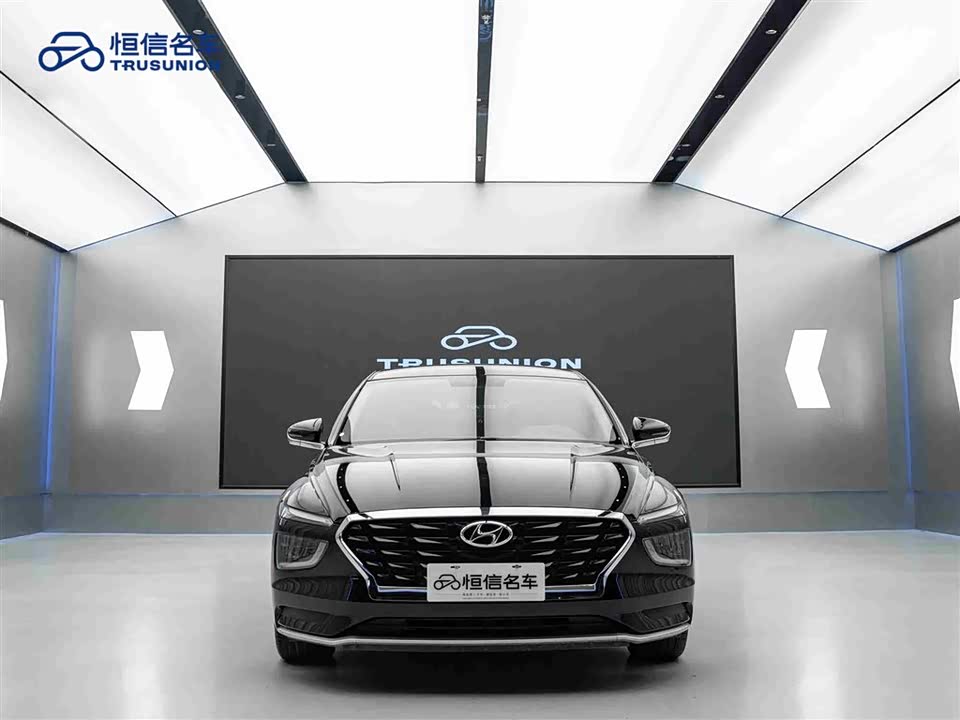 Hyundai Name picture