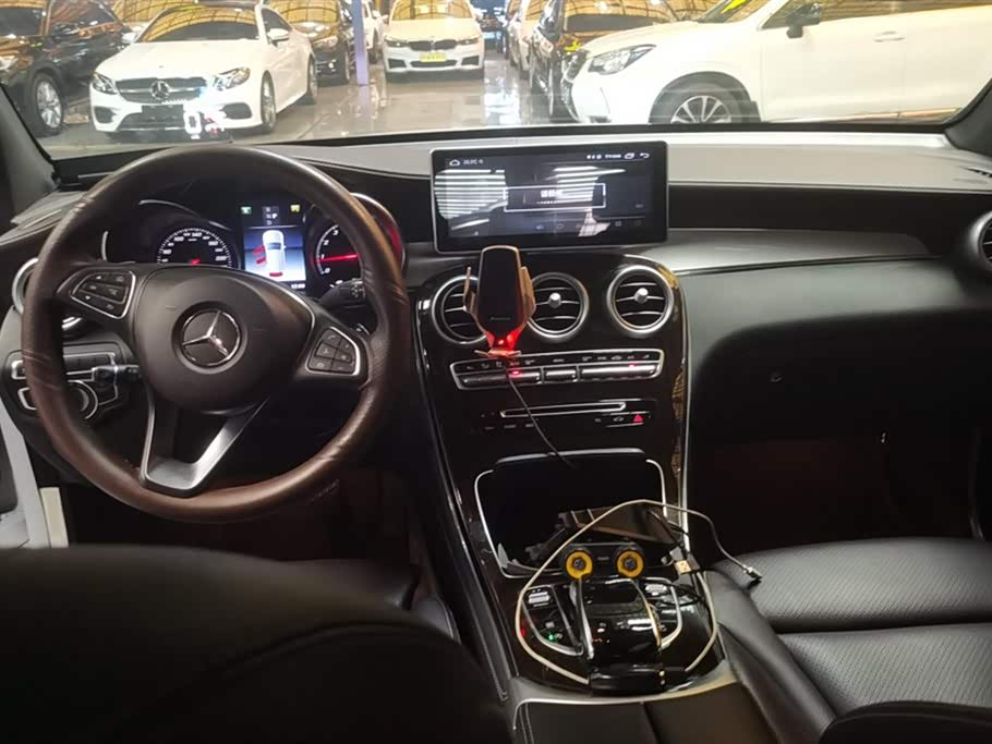 Mercedes-Benz GLC Mercedes-Benz GLC