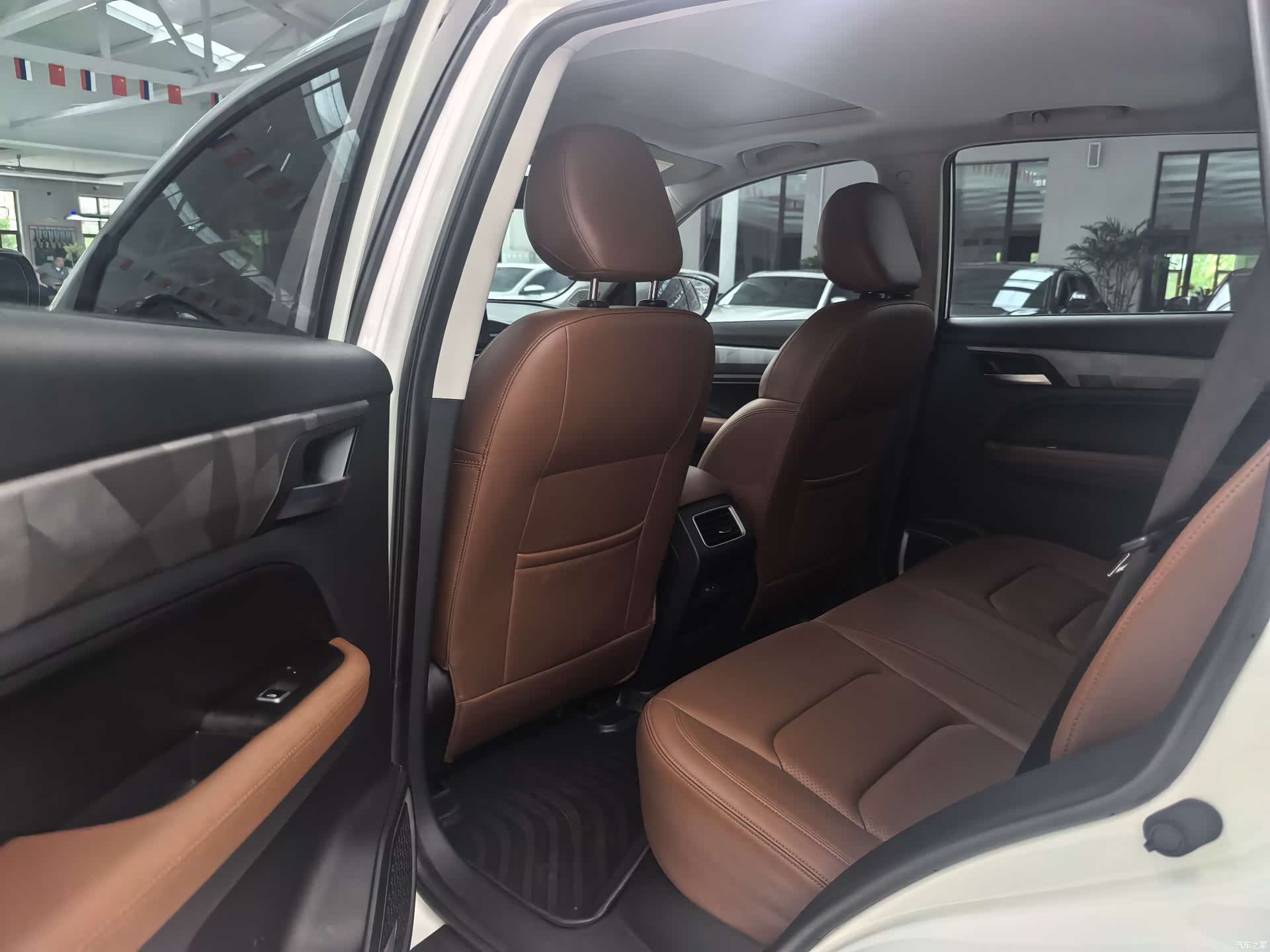 Geely X6, 2023 12