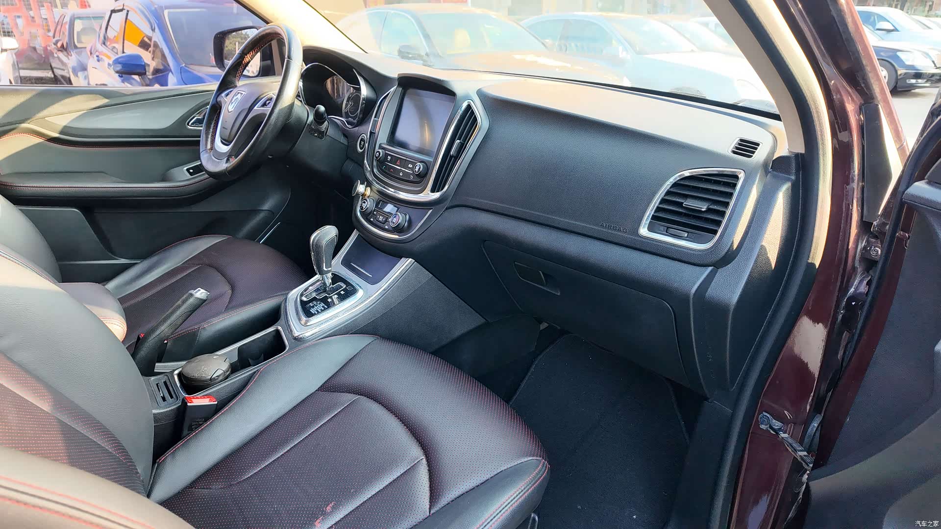 Wuling 560, 2016 44