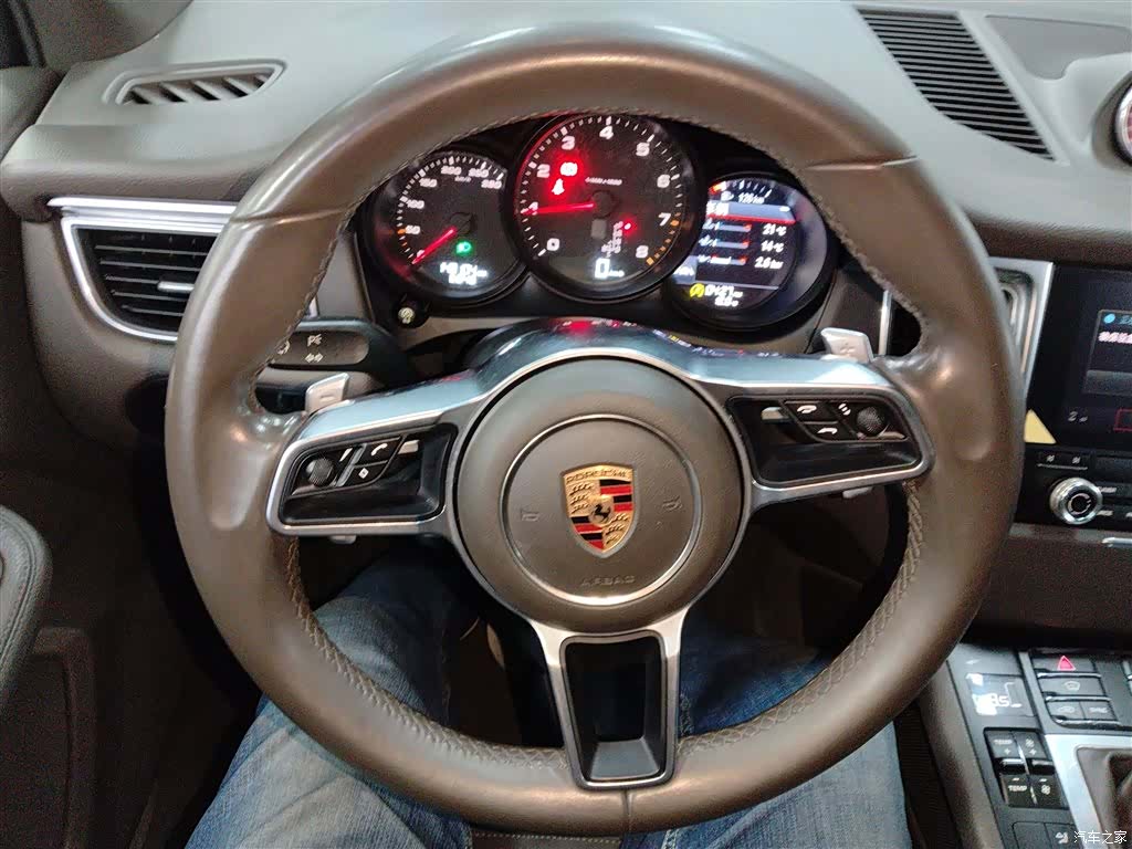 Porsche Macan, 2016 7