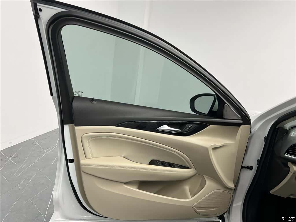 Buick Regal, 2022 12