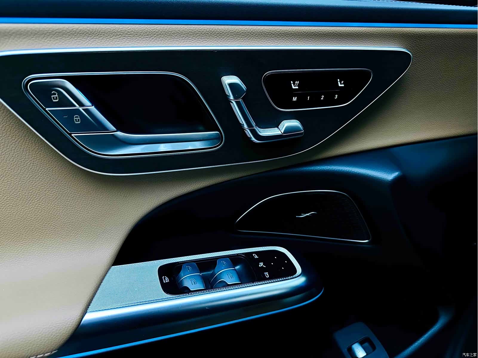 Mercedes-Benz E-Class, 2025 15