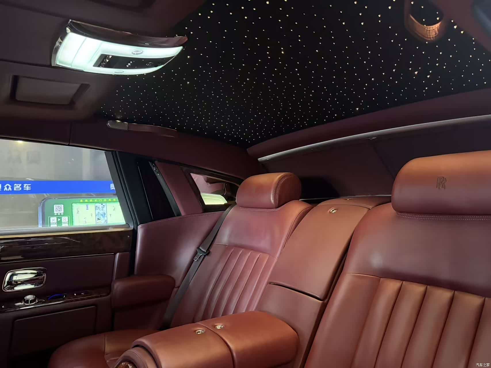 Rolls-Royce Phantom, 2013 10