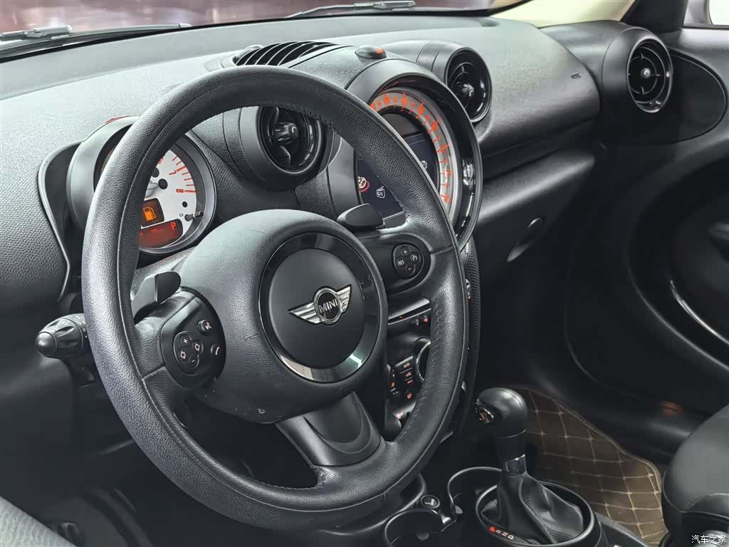 Mini Countryman, 2015 12