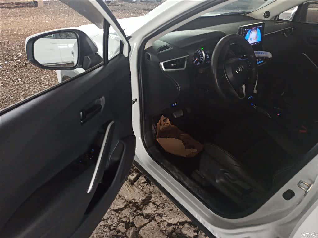 Toyota Frontlander, 2022 12