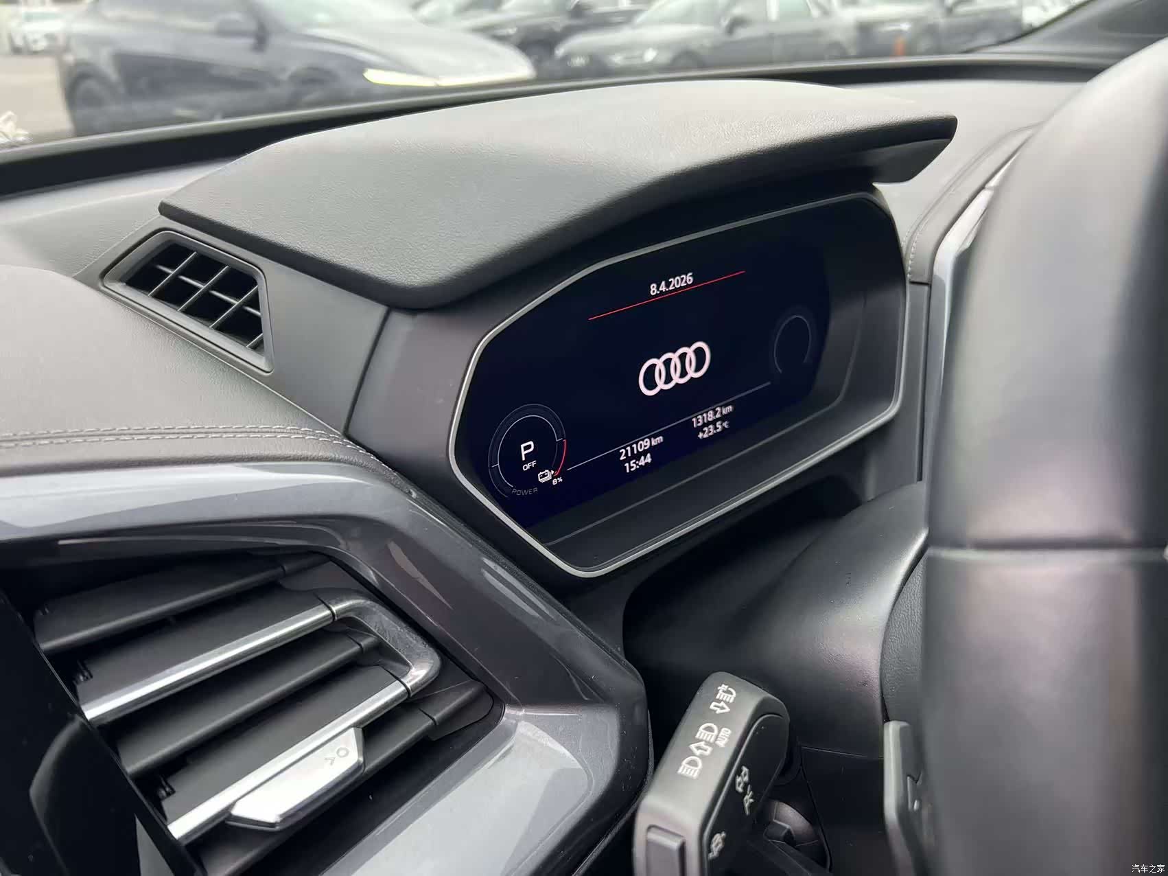 Audi Q4 e-tron, 2024 7