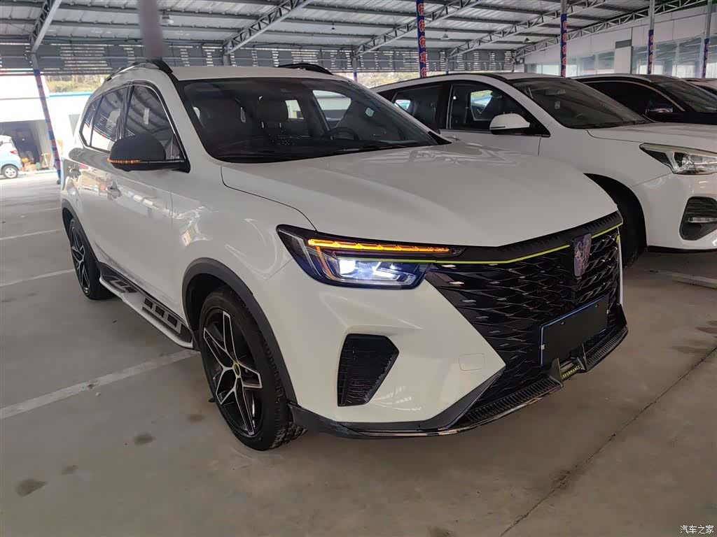 Roewe RX5, 2022 4