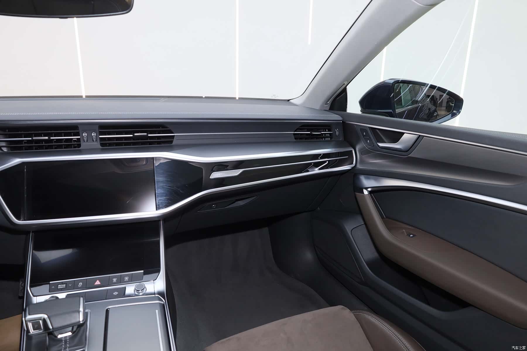Audi A7L, 2024 11