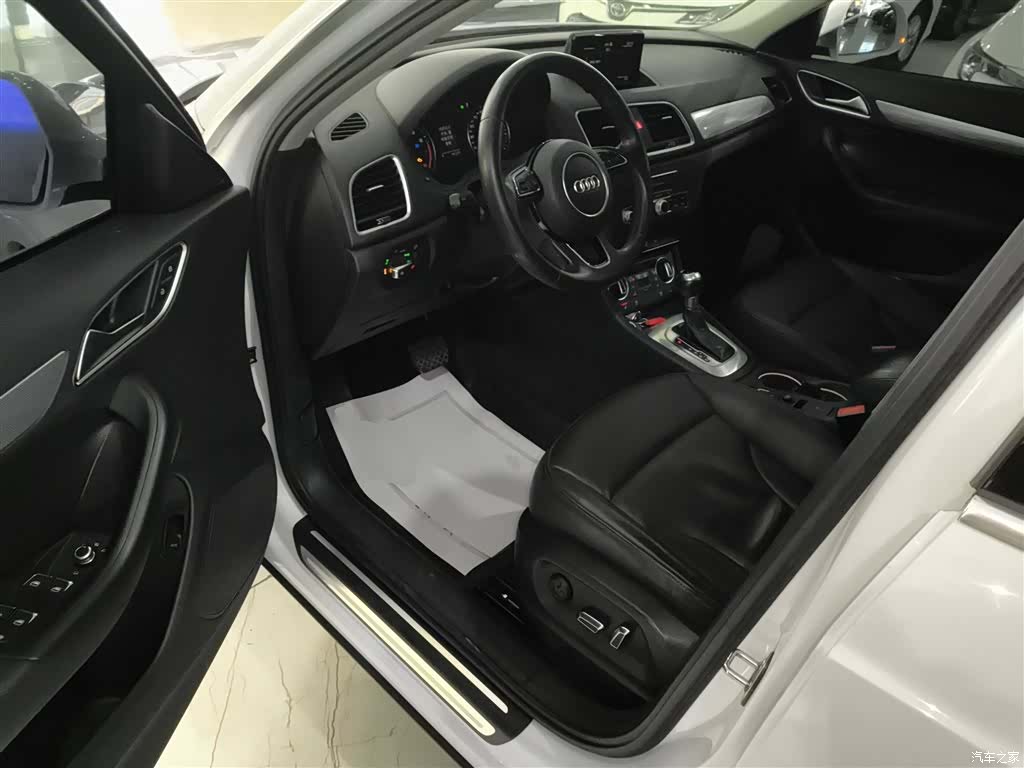 Audi Q3, 2017 12