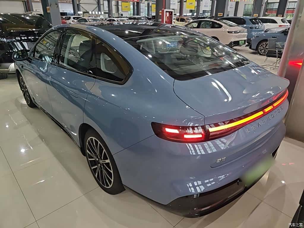 Leapmotor B01, 2025 все фото