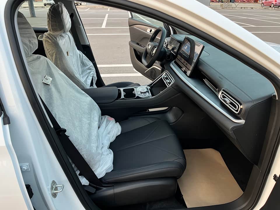 Geely Galaxy Galaxy Sparkle 6