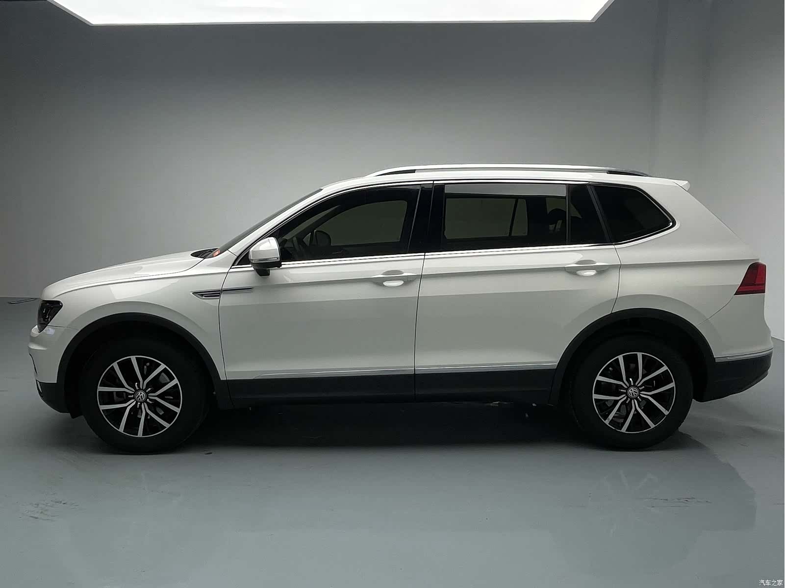 Volkswagen Tiguan L, 2019 4