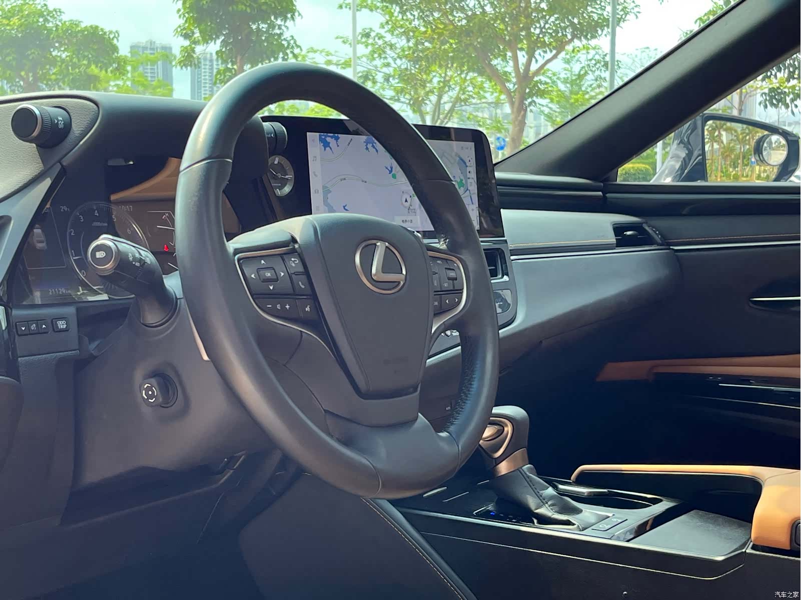 Lexus ES, 2024 10
