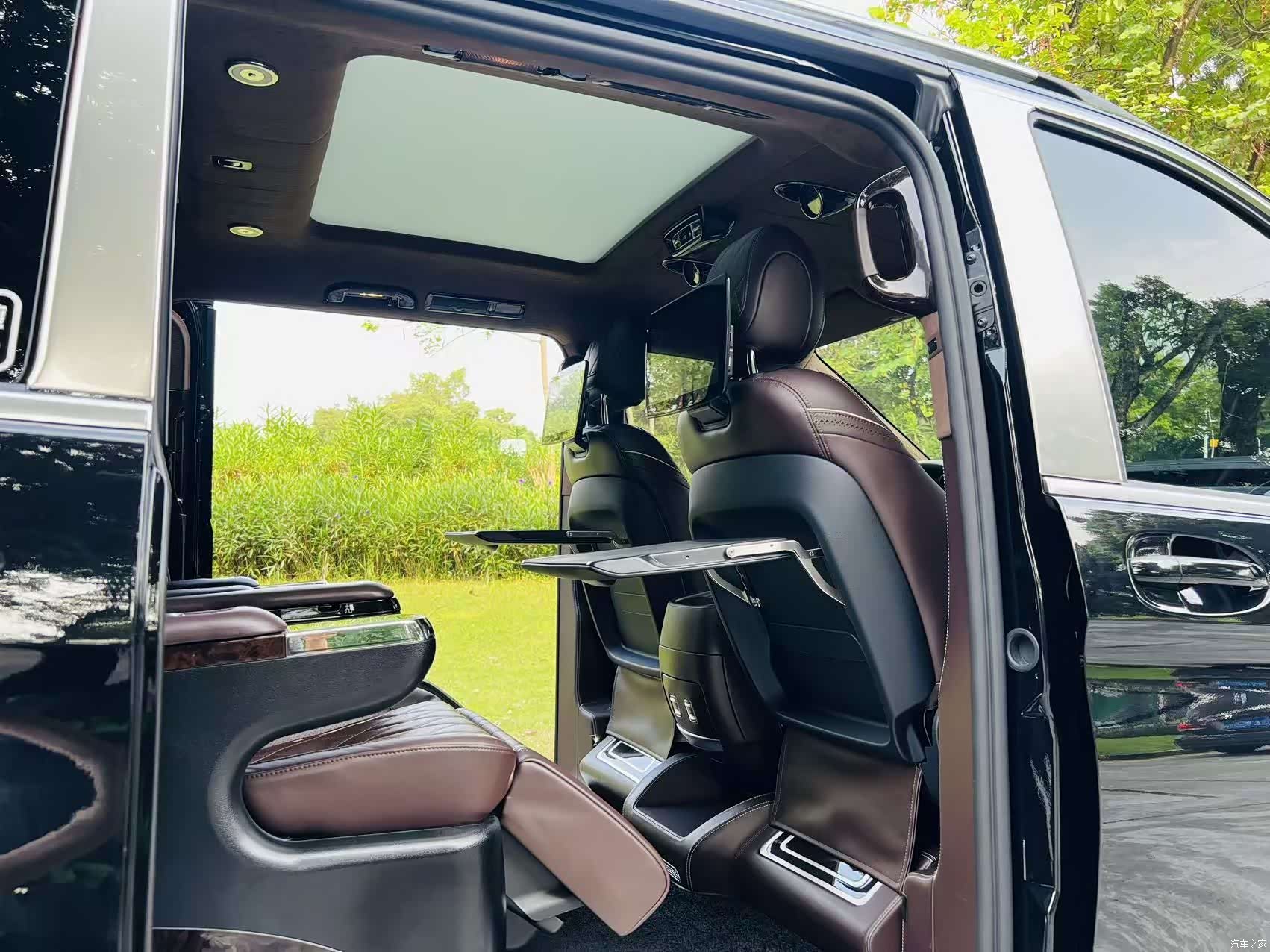 Mercedes-Benz V-Class, 2020 25
