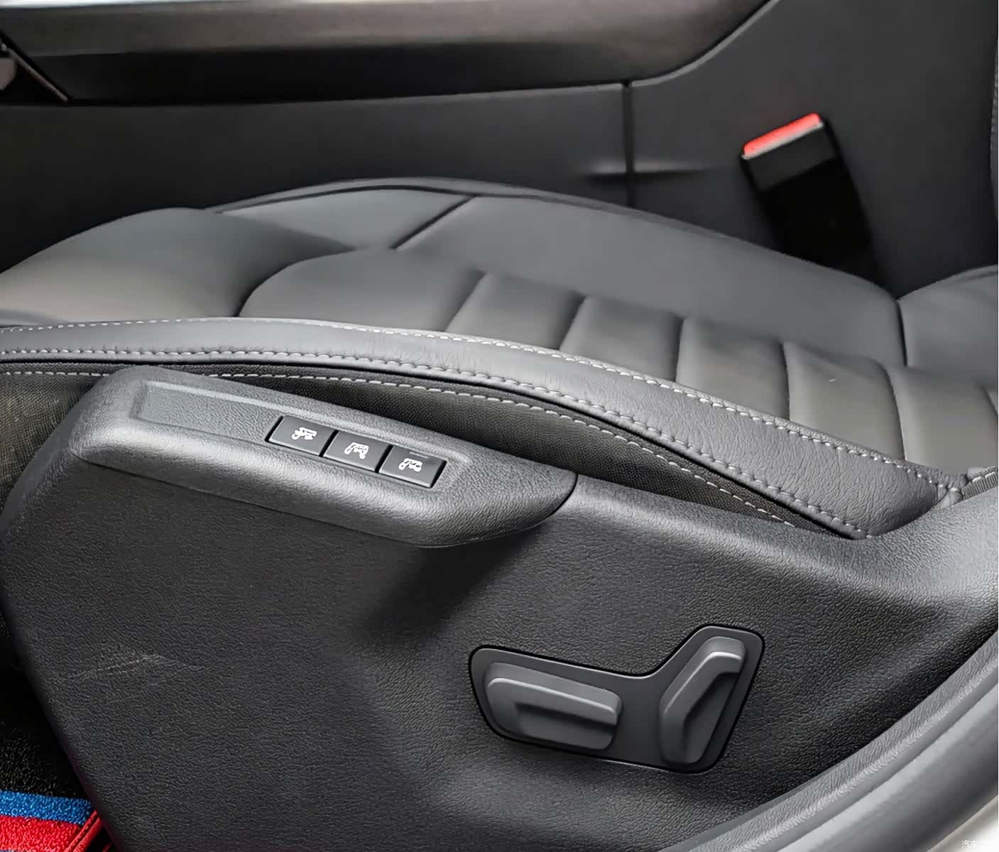 Citroen C6, 2018 15