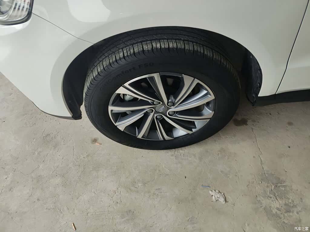 Geely X6, 2021 25