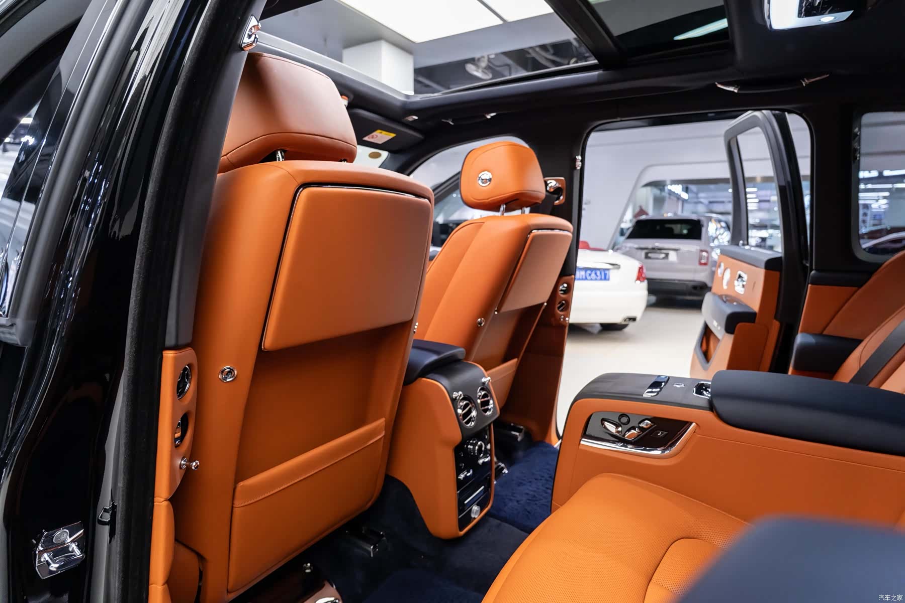 Rolls-Royce Cullinan, 2020 9
