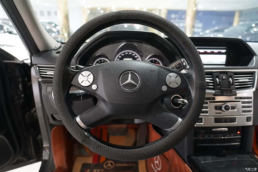 Mercedes-Benz E-Class, 2013 8