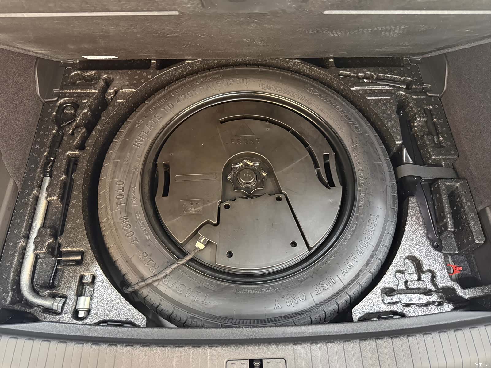 Audi Q3, 2022 11