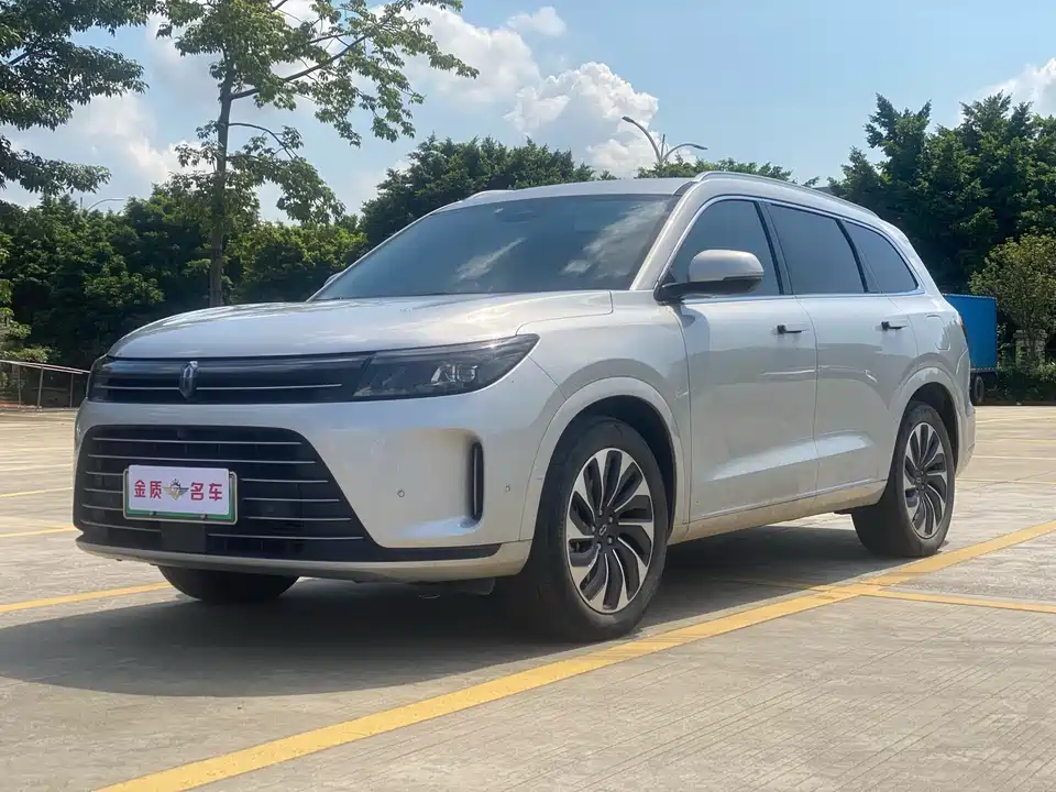 AITO Ask the world M7