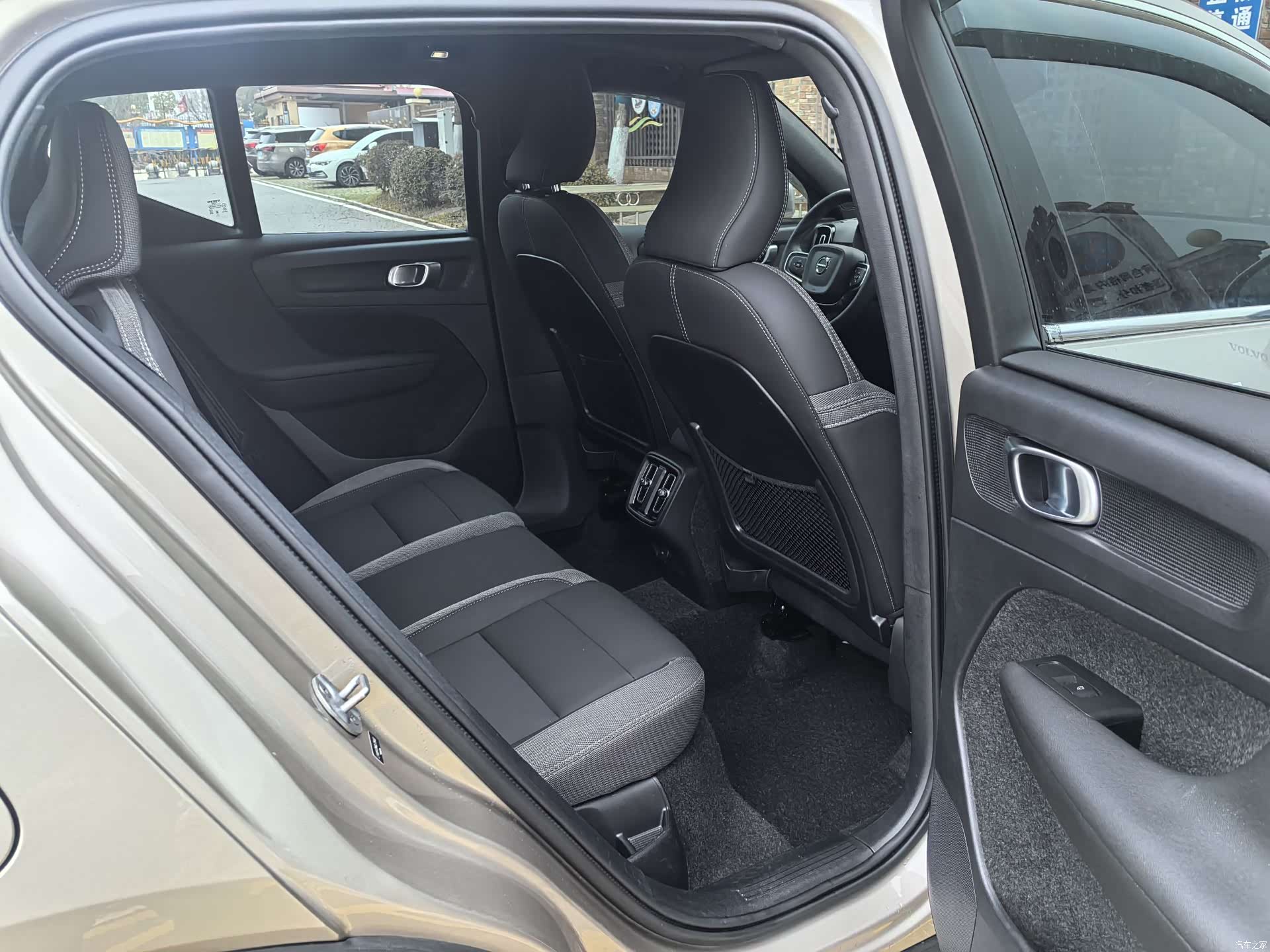 Volvo XC40, 2024 12