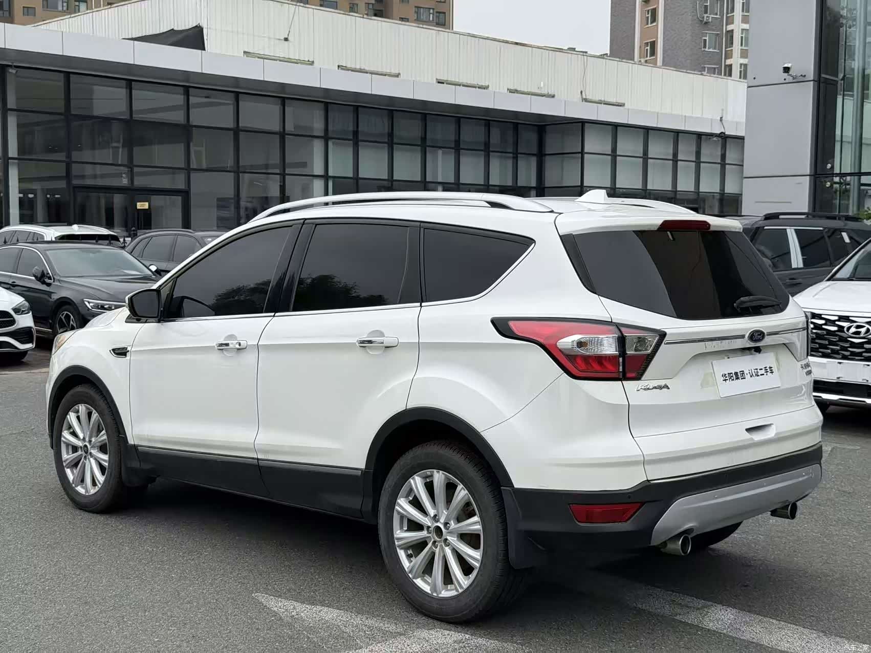 Ford Kuga, 2017 11