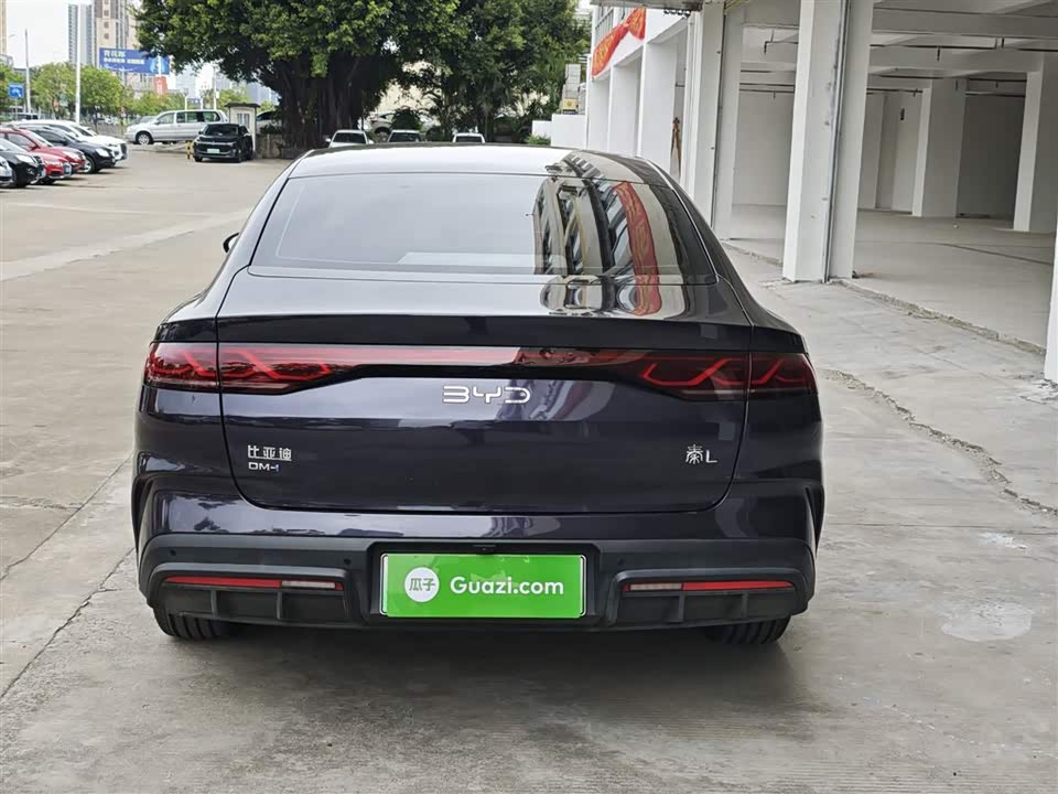 BYD Qin L BYD Qin L