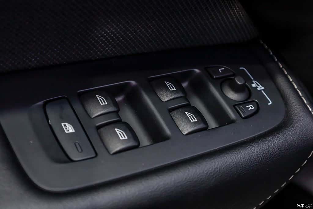 Volvo XC60, 2024 12