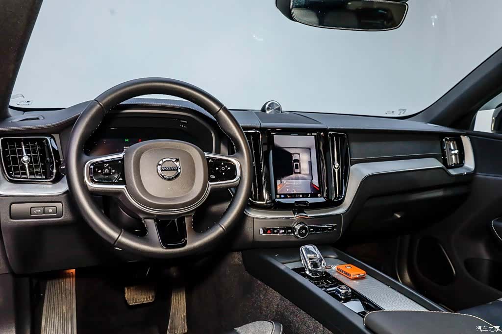 Volvo XC60, 2024 22