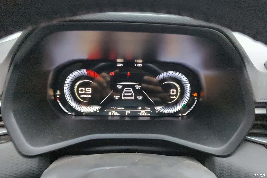 Geely Emgrand, 2024 14