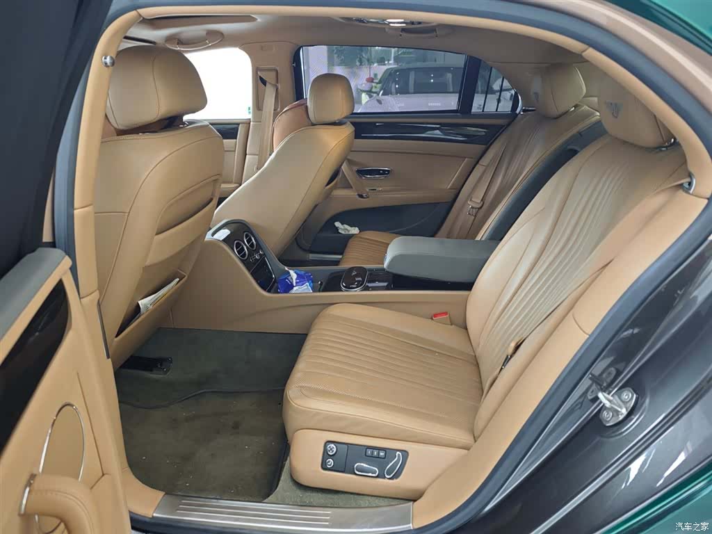 Bentley Flying Spur, 2018 21