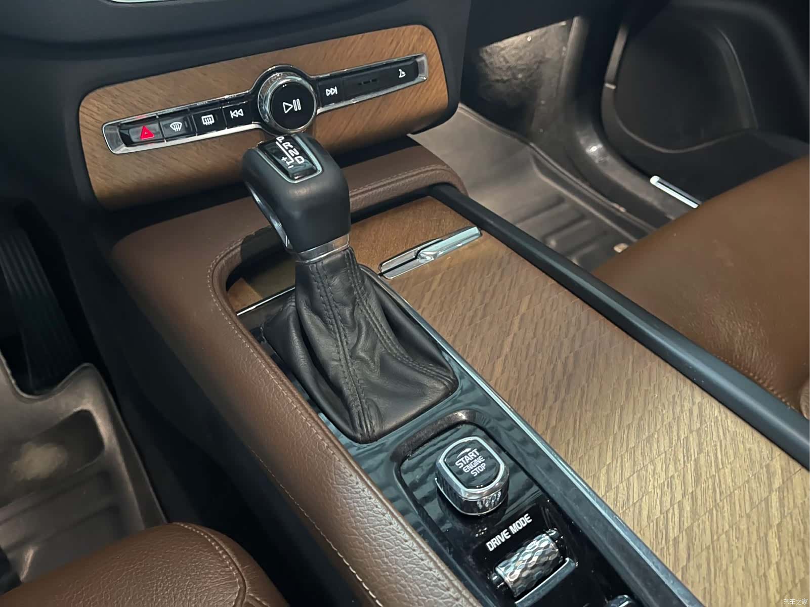Volvo XC90, 2020 12