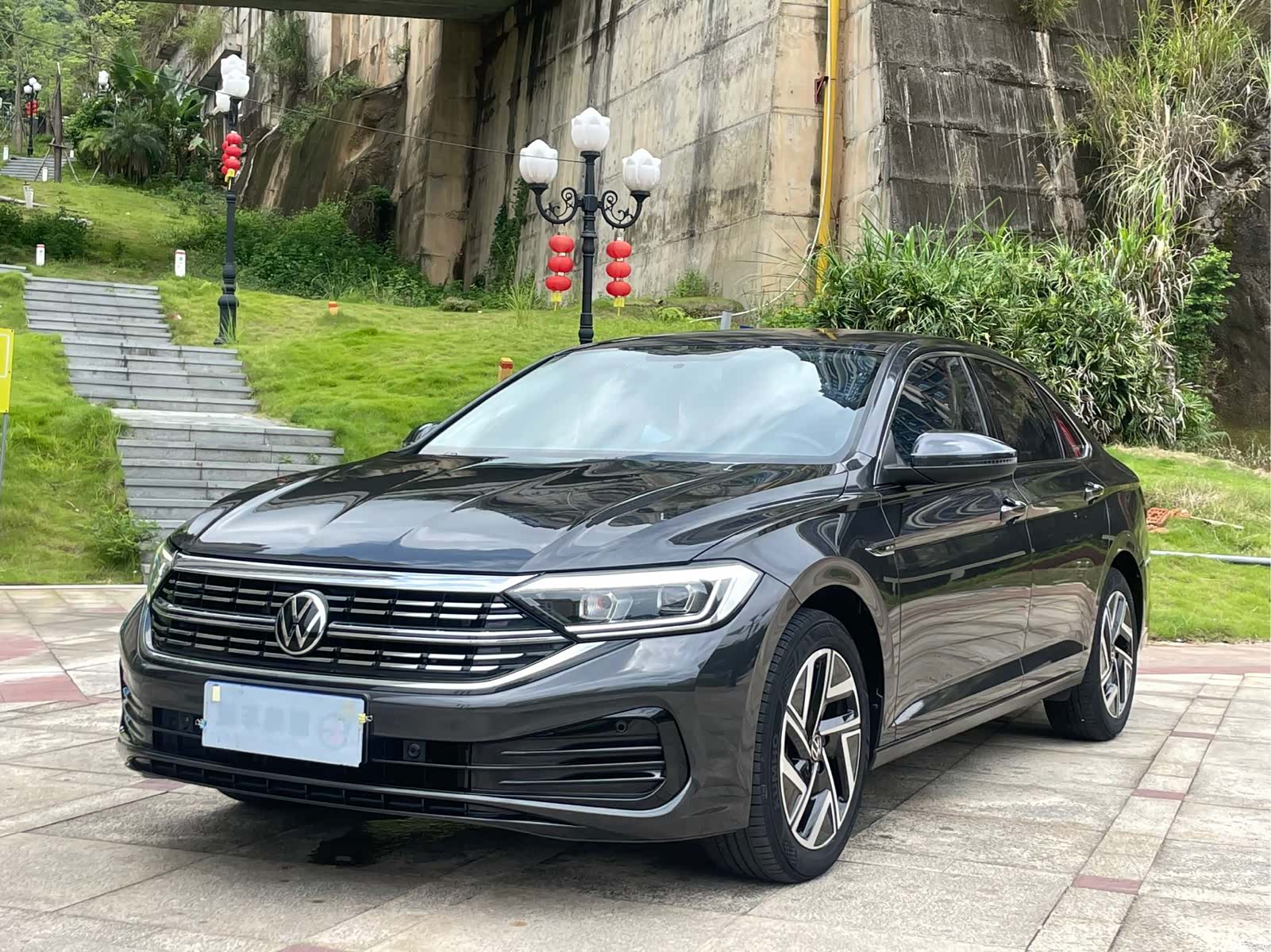 Volkswagen Sagitar, 2023 1