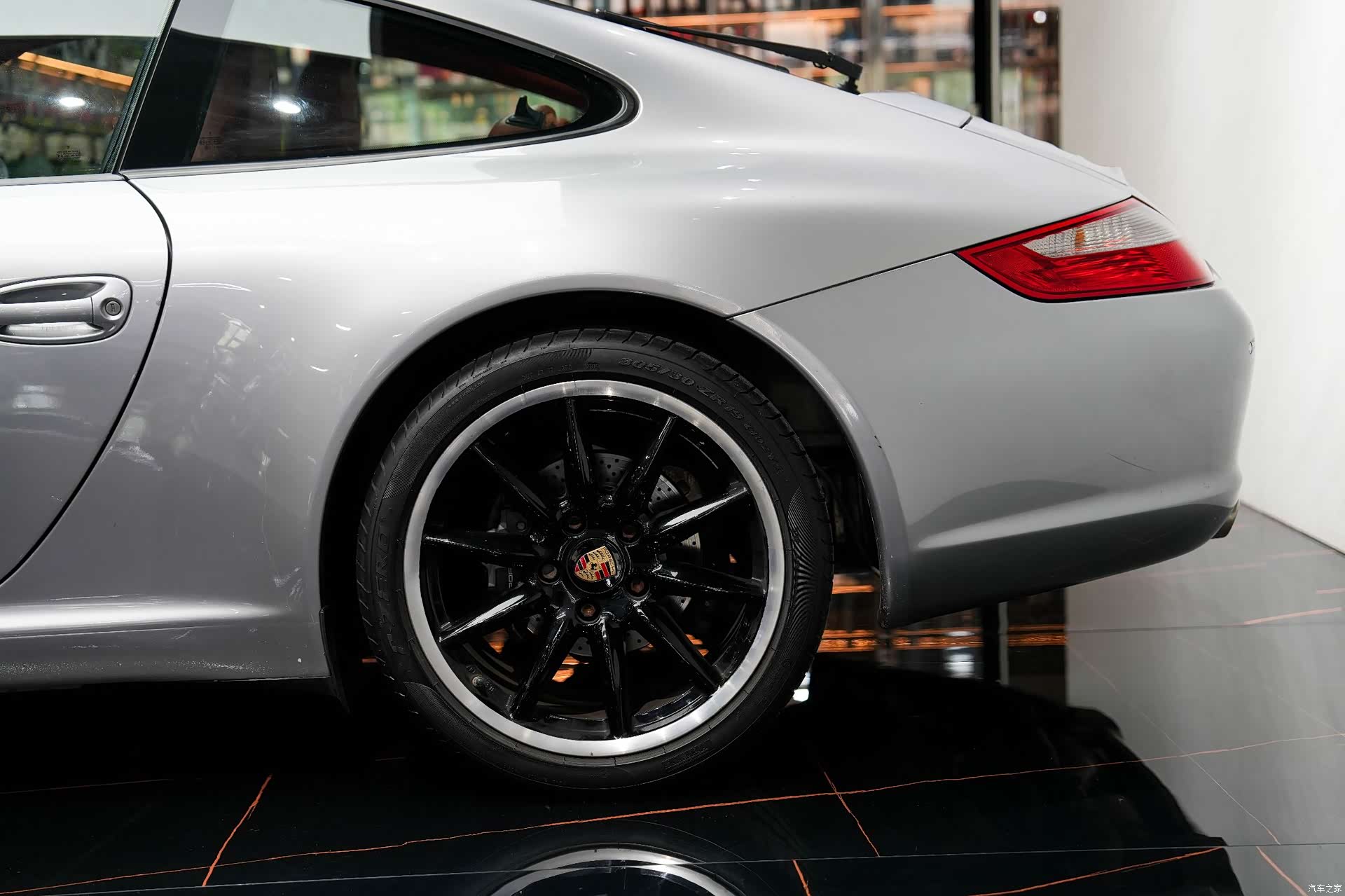 Porsche 911, 2008 9