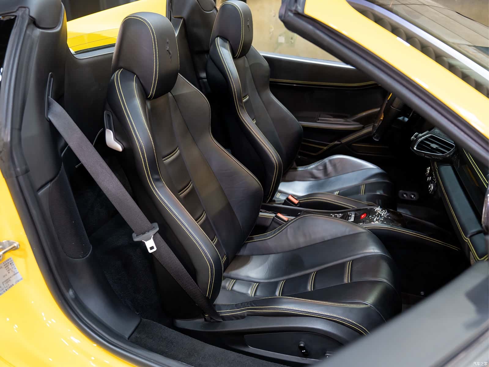 Ferrari 458, 2012 21
