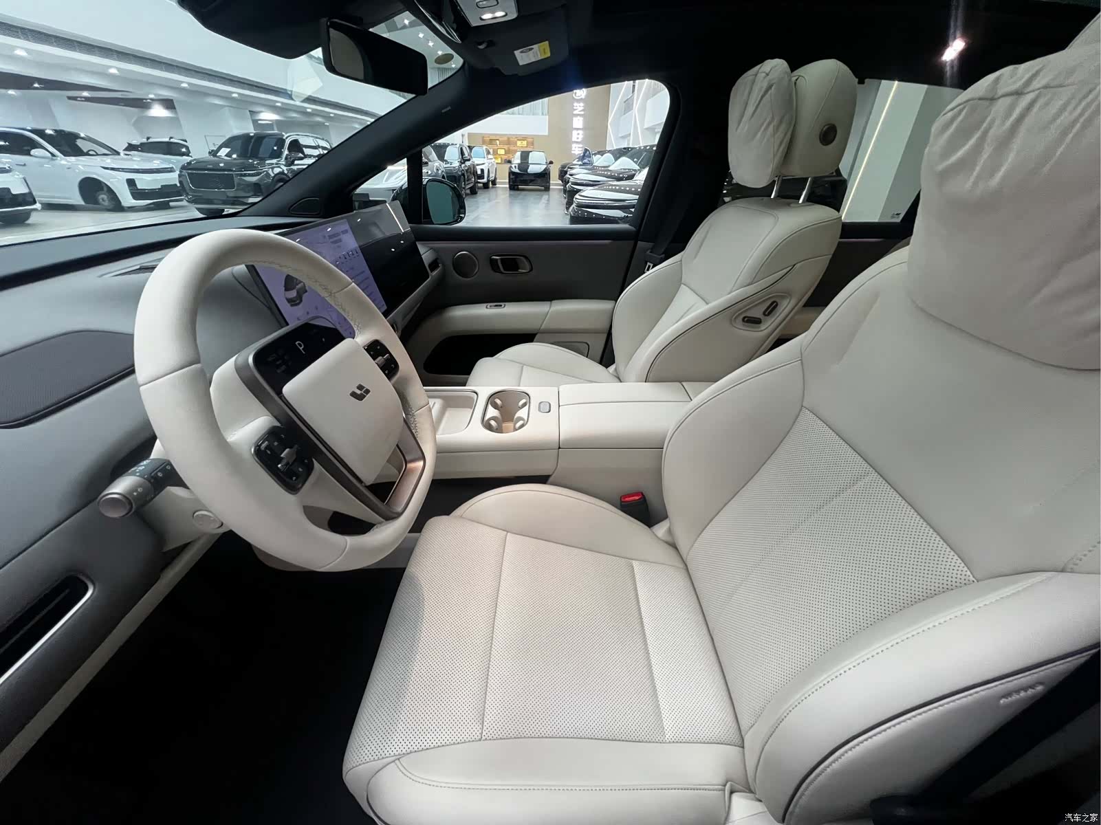 Li Auto i6, 2025 4