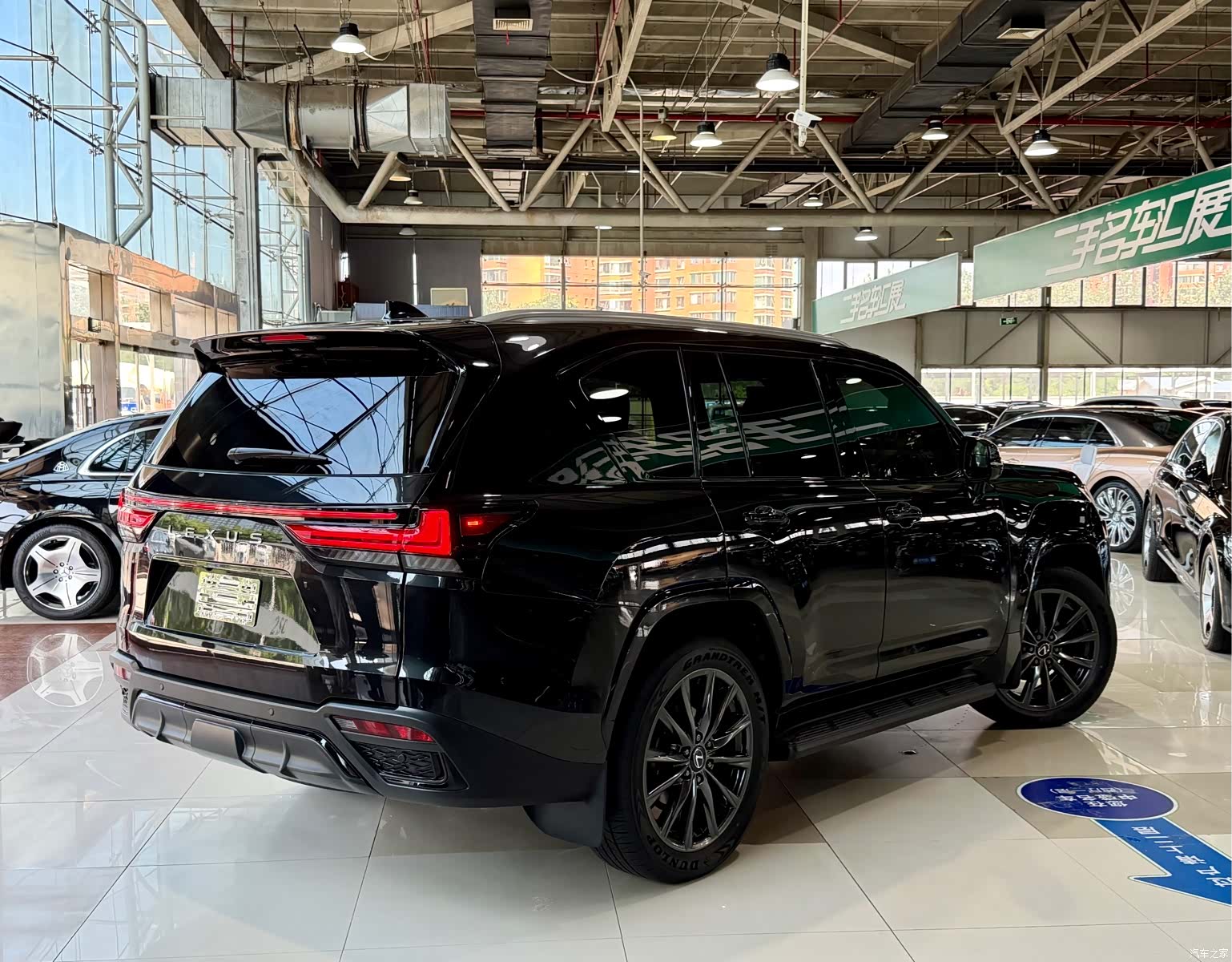 Lexus LX, 2026 35