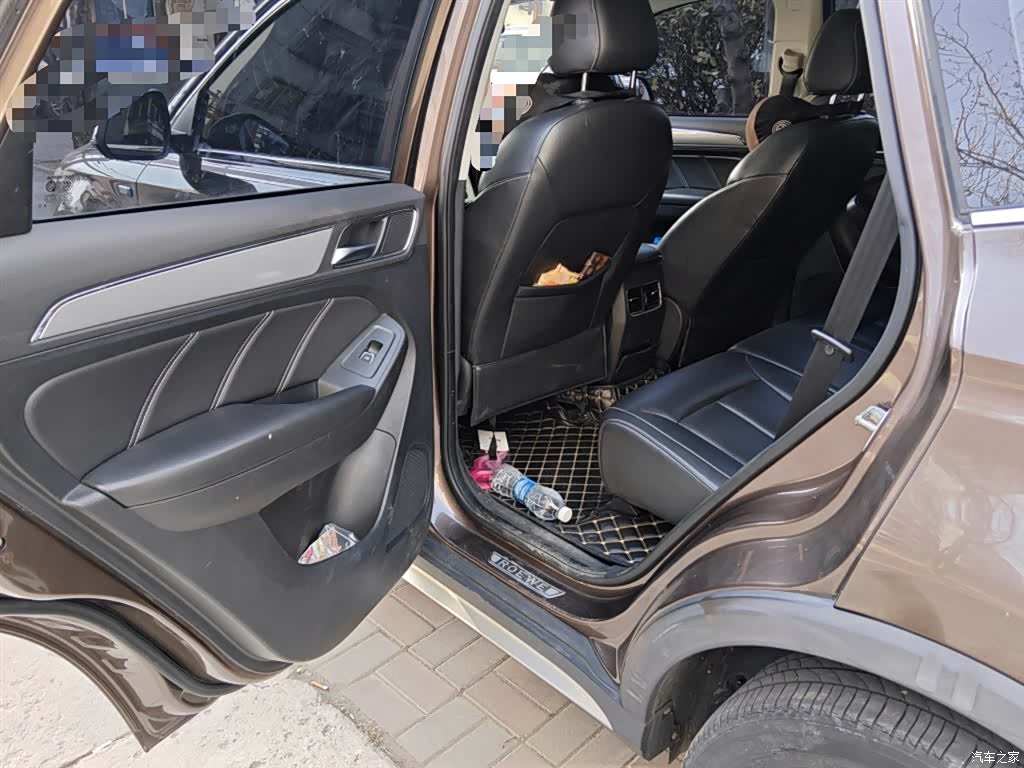 Roewe RX5, 2017 15