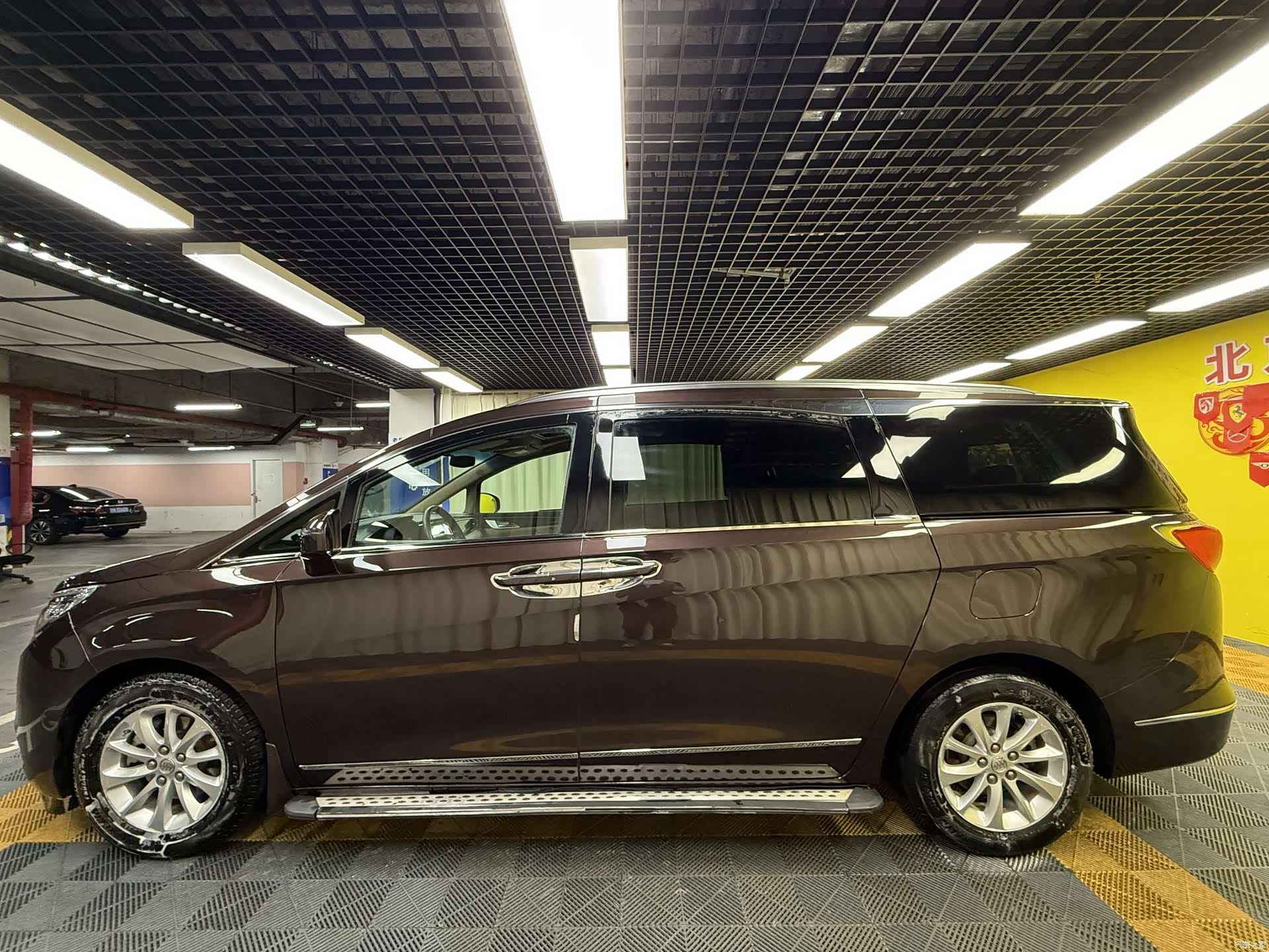 Buick GL8, 2019 13