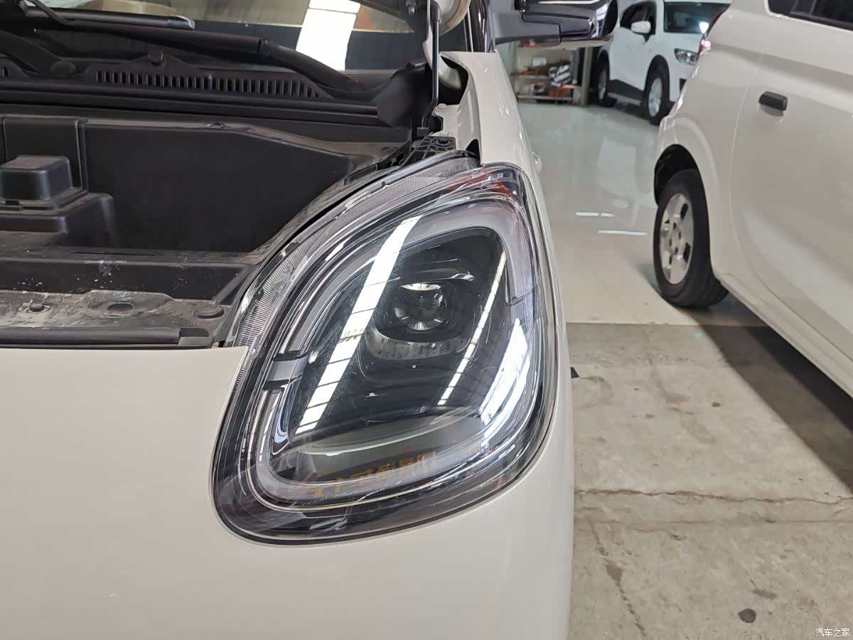 Wuling MINIEV, 2025 10