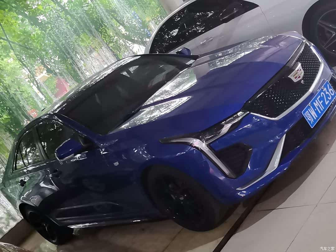 Cadillac CT4, 2021 1