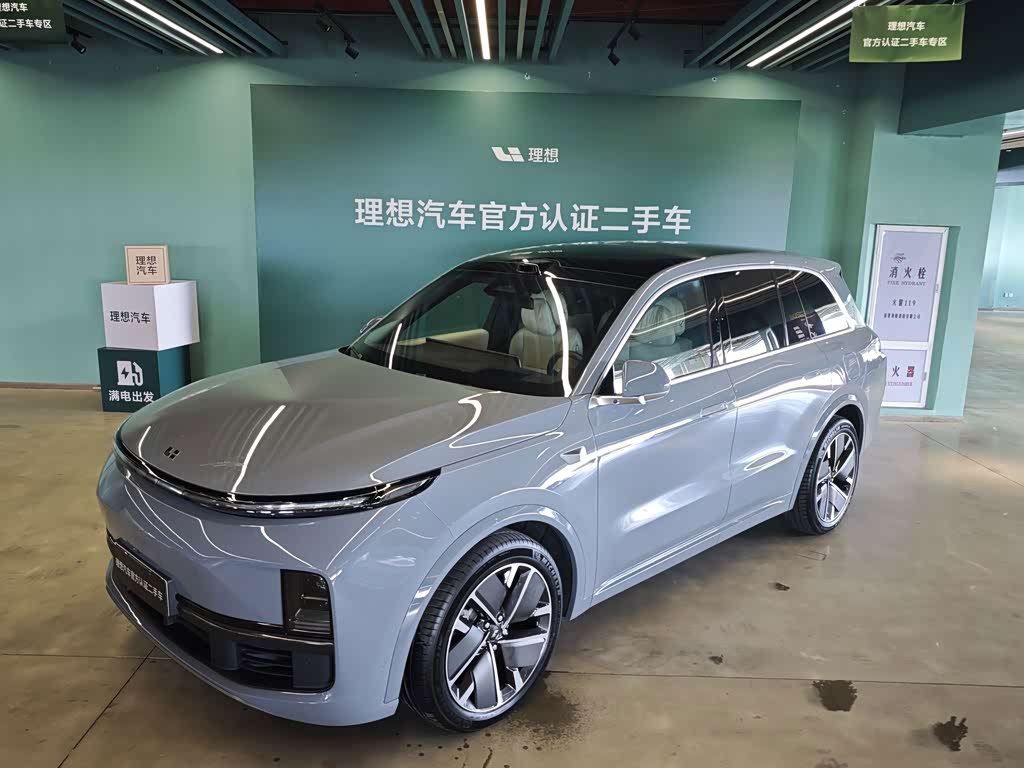 Li Auto L8