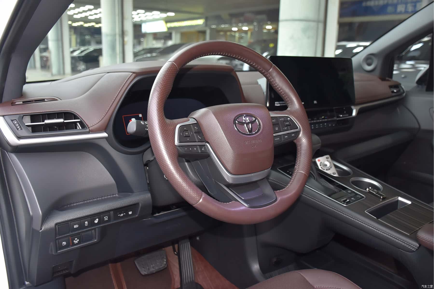 Toyota Sienna, 2022 7