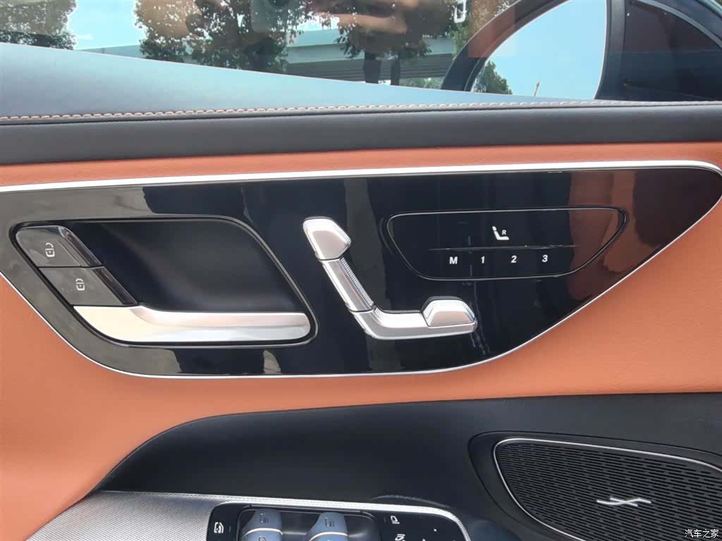Mercedes-Benz GLC, 2024 15
