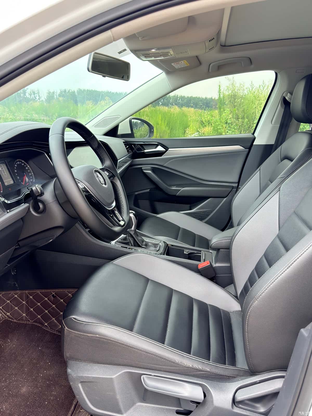 Volkswagen Sagitar, 2020 7
