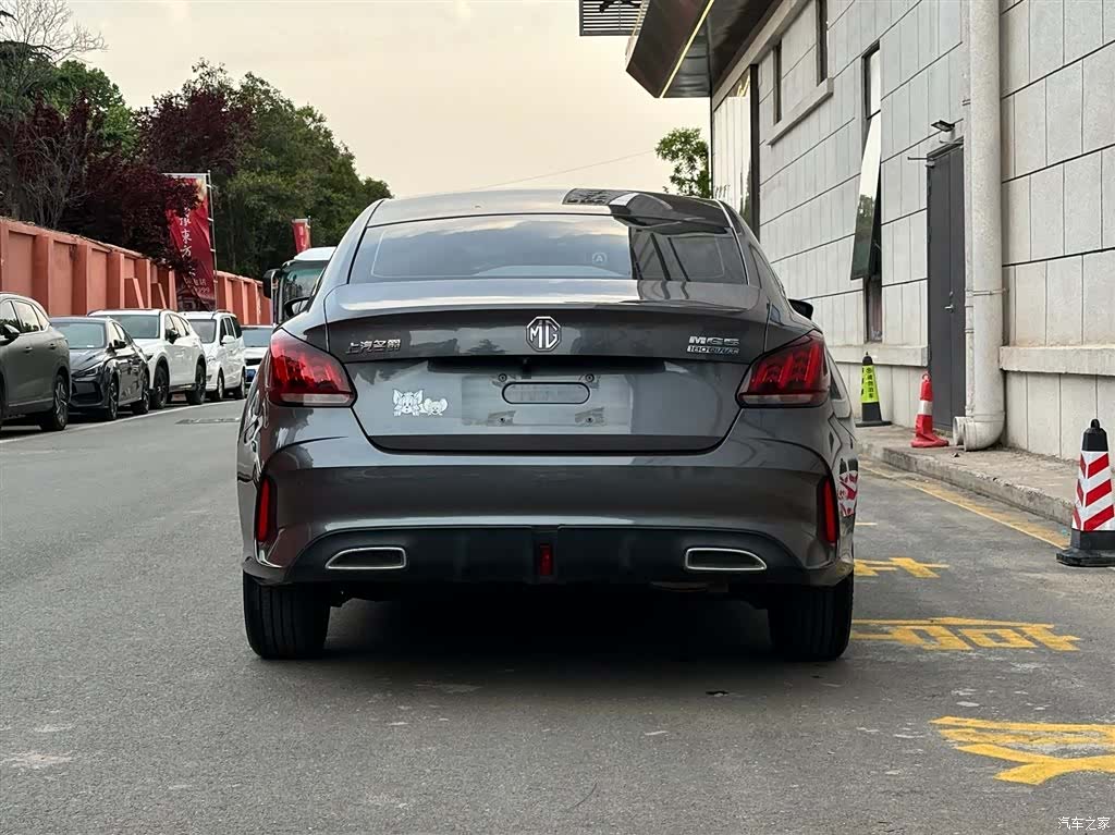 MG MG5, 2022 все фото