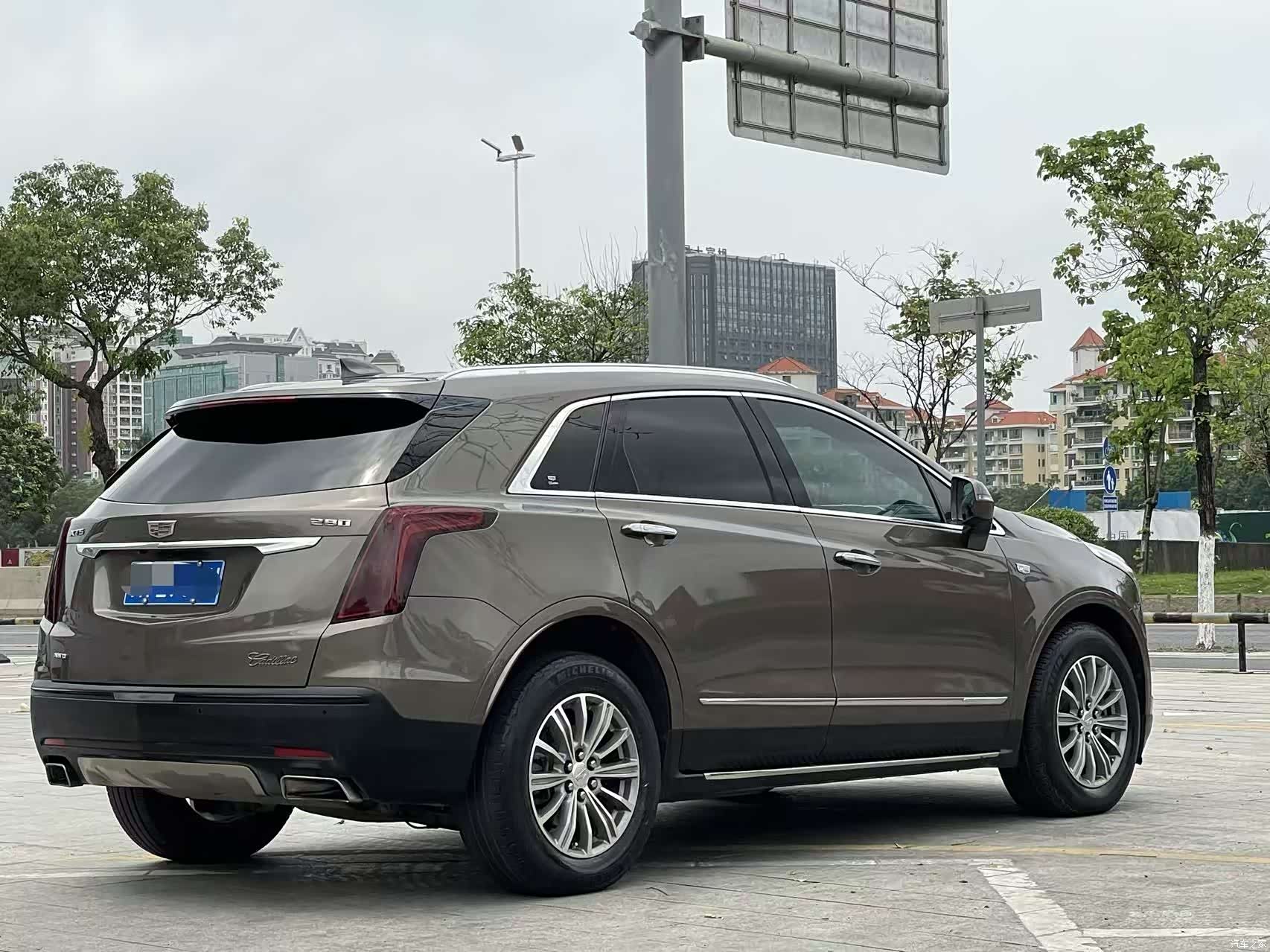 Cadillac XT5, 2016 4
